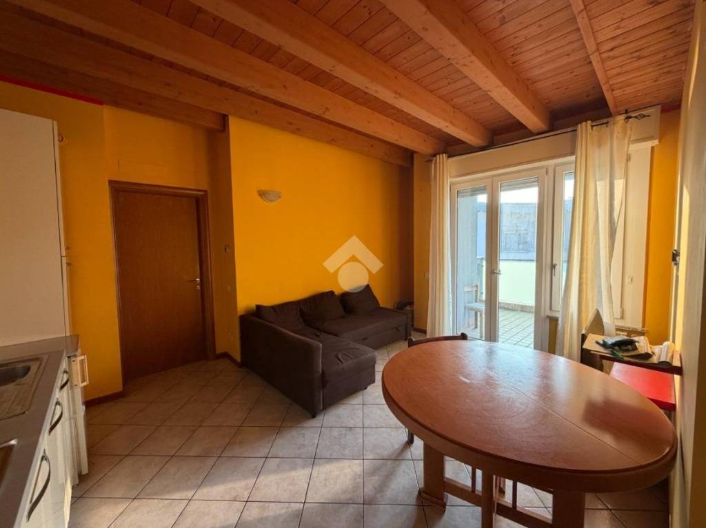 appartamento in vendita ad Albano Sant'Alessandro