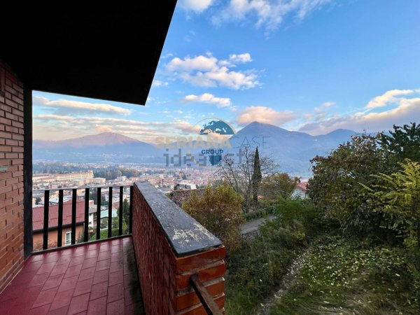 casa indipendente in vendita ad Albino
