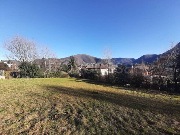 casa indipendente in vendita ad Albino