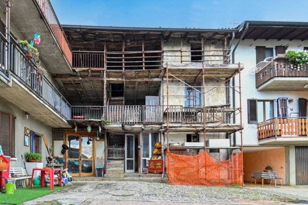 casa indipendente in vendita ad Albino
