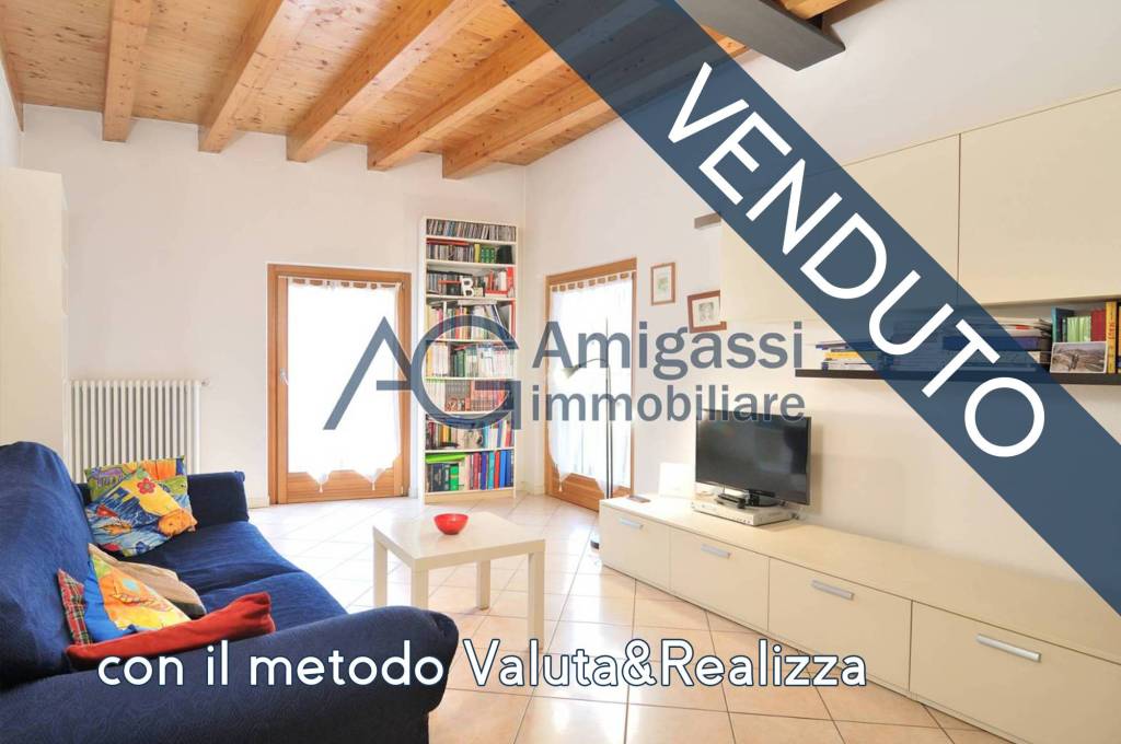 appartamento in vendita ad Albino