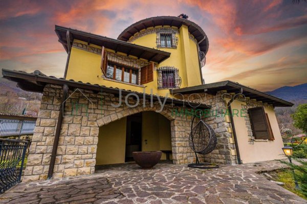 casa indipendente in vendita ad Albino