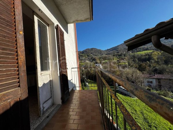 casa indipendente in vendita ad Albino