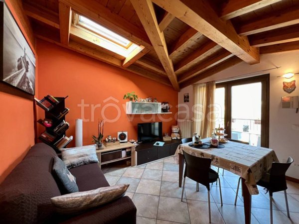 appartamento in vendita ad Albino