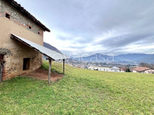 terreno agricolo in vendita ad Albino