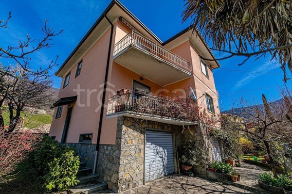 appartamento in vendita ad Albino