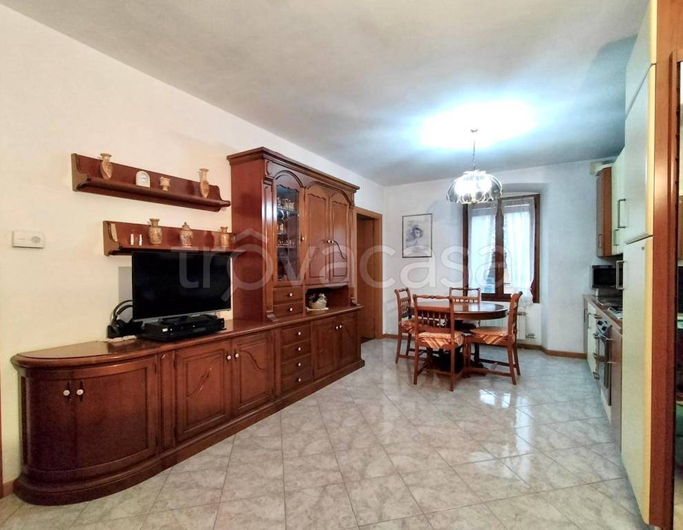 appartamento in vendita ad Albino