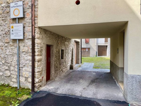 casa indipendente in vendita ad Albino