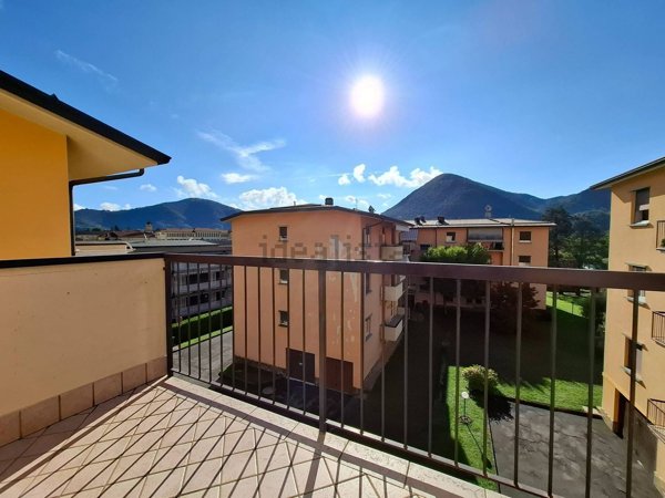 appartamento in vendita ad Albino
