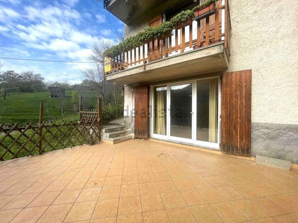 appartamento in vendita ad Albino