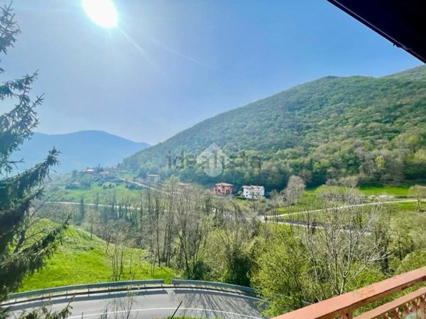 casa indipendente in vendita ad Albino