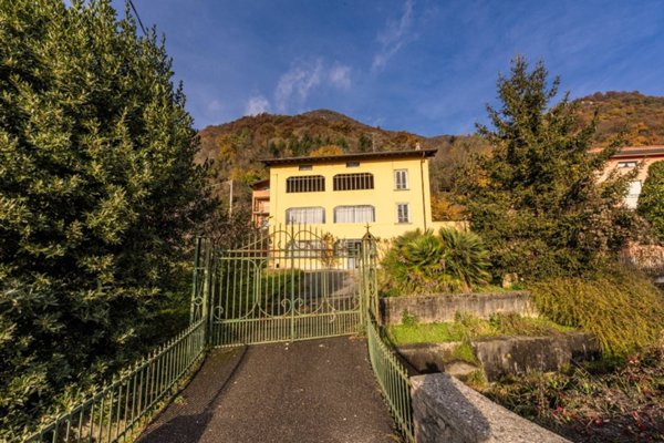 casa indipendente in vendita ad Albino