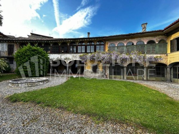 casa indipendente in vendita ad Albino