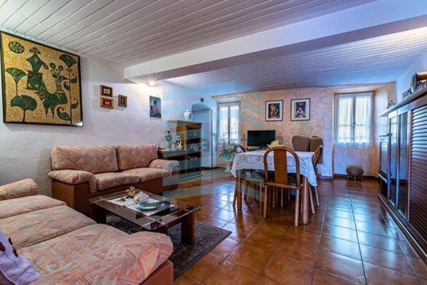 casa semindipendente in vendita ad Albino