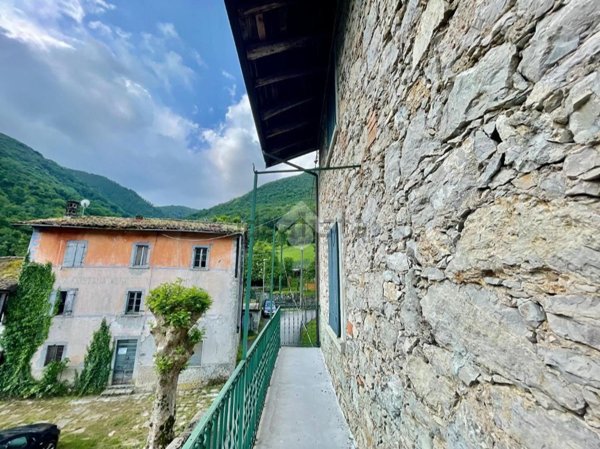 casa indipendente in vendita ad Albino