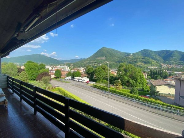 appartamento in vendita ad Albino