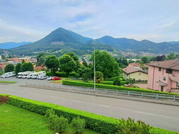 appartamento in vendita ad Albino
