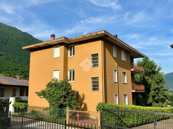 casa indipendente in vendita ad Albino