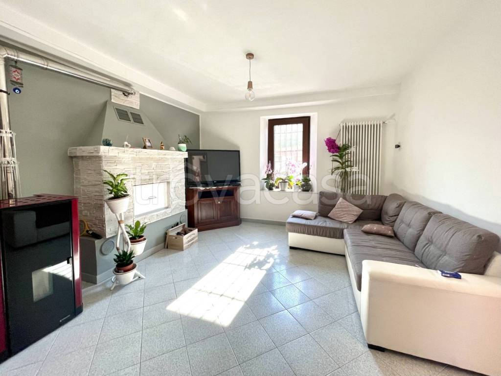 appartamento in vendita ad Albino