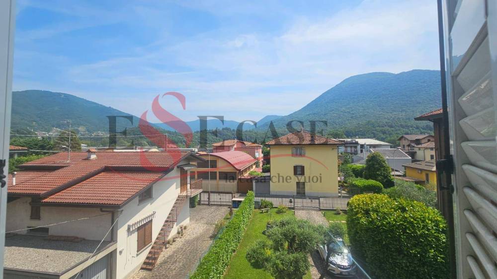 casa indipendente in vendita ad Albino