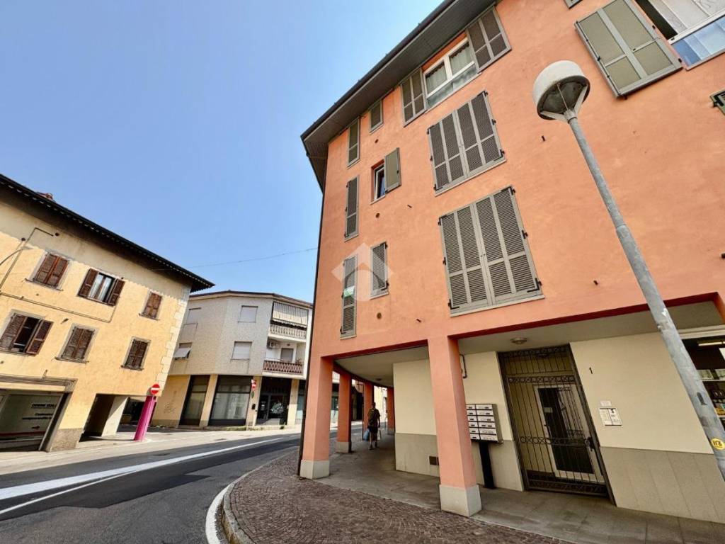 appartamento in vendita ad Albino