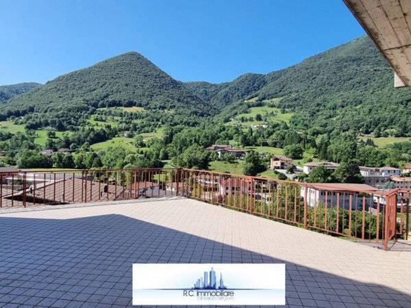 appartamento in vendita ad Albino