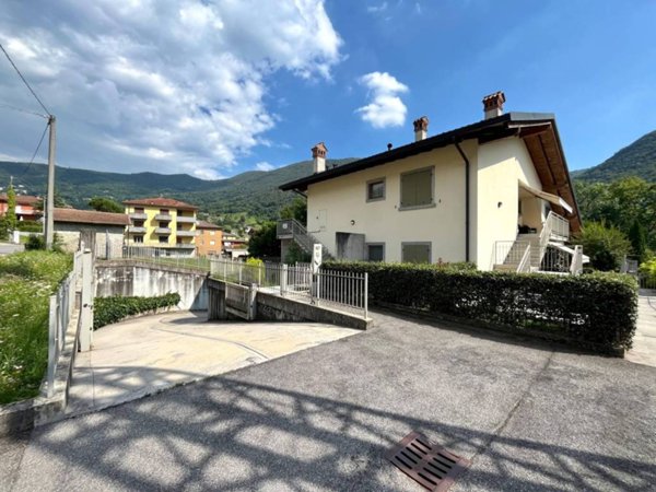 appartamento in vendita ad Albino