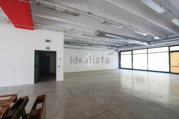 ufficio in vendita ad Albino