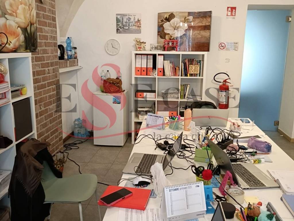 negozio in vendita ad Albino