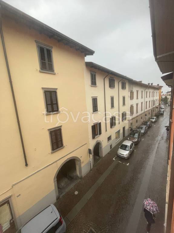 appartamento in vendita ad Albino