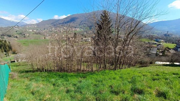 terreno edificabile in vendita ad Albino