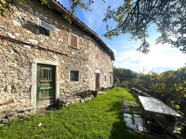 casa indipendente in vendita ad Albino