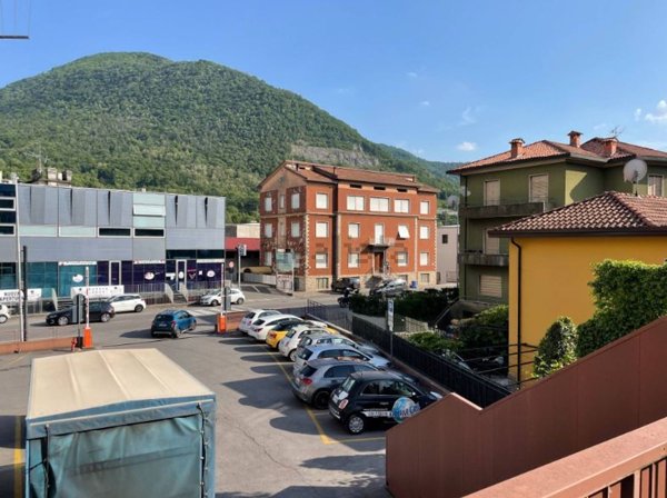 ufficio in vendita ad Albino