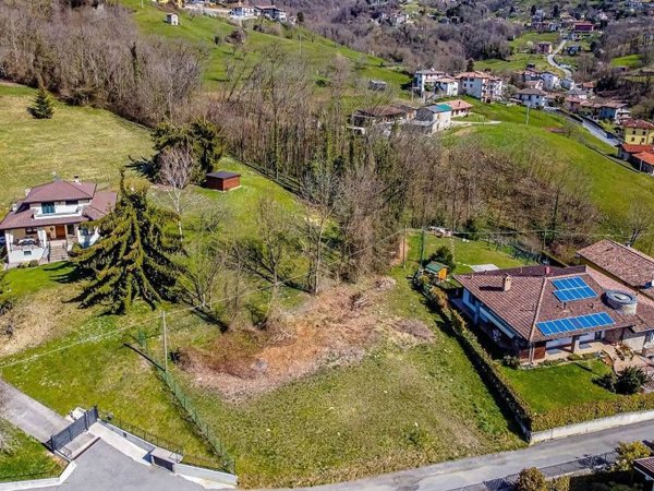 terreno agricolo in vendita ad Albino