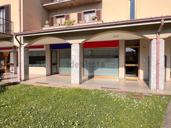 ufficio in vendita ad Albino