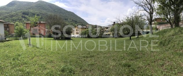 terreno edificabile in vendita ad Albino