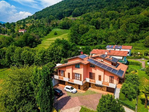 casa indipendente in vendita ad Albino