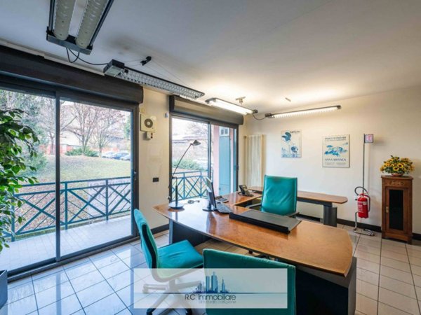 ufficio in vendita ad Albino