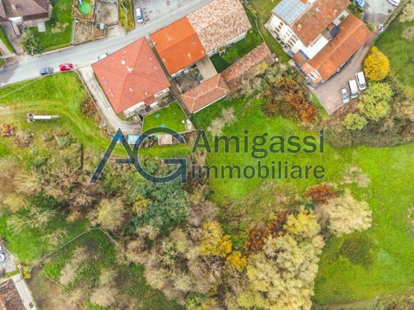 terreno edificabile in vendita ad Albino