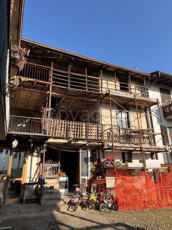 casa indipendente in vendita ad Albino