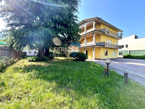 appartamento in vendita ad Albino