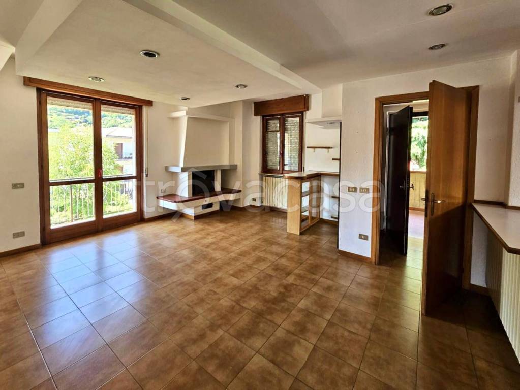 appartamento in vendita ad Albino