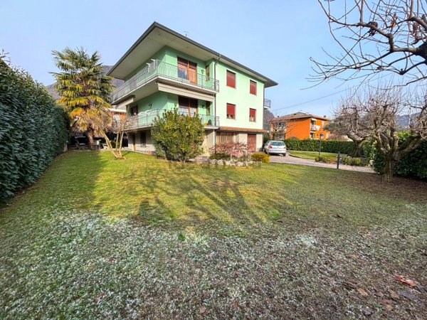 casa indipendente in vendita ad Albino