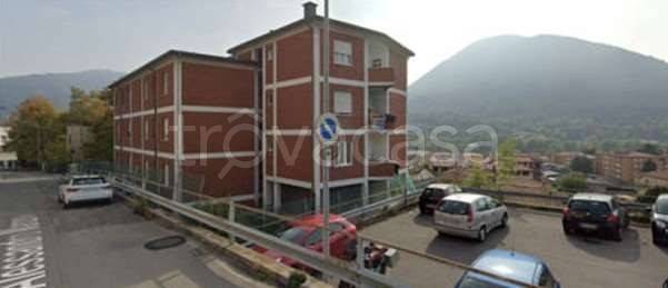 appartamento in vendita ad Albino