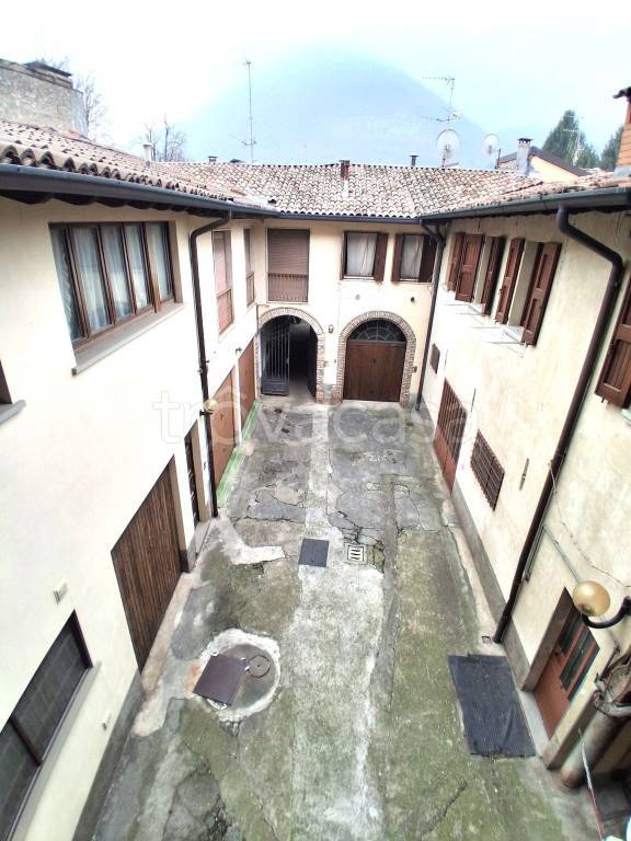 appartamento in vendita ad Albino