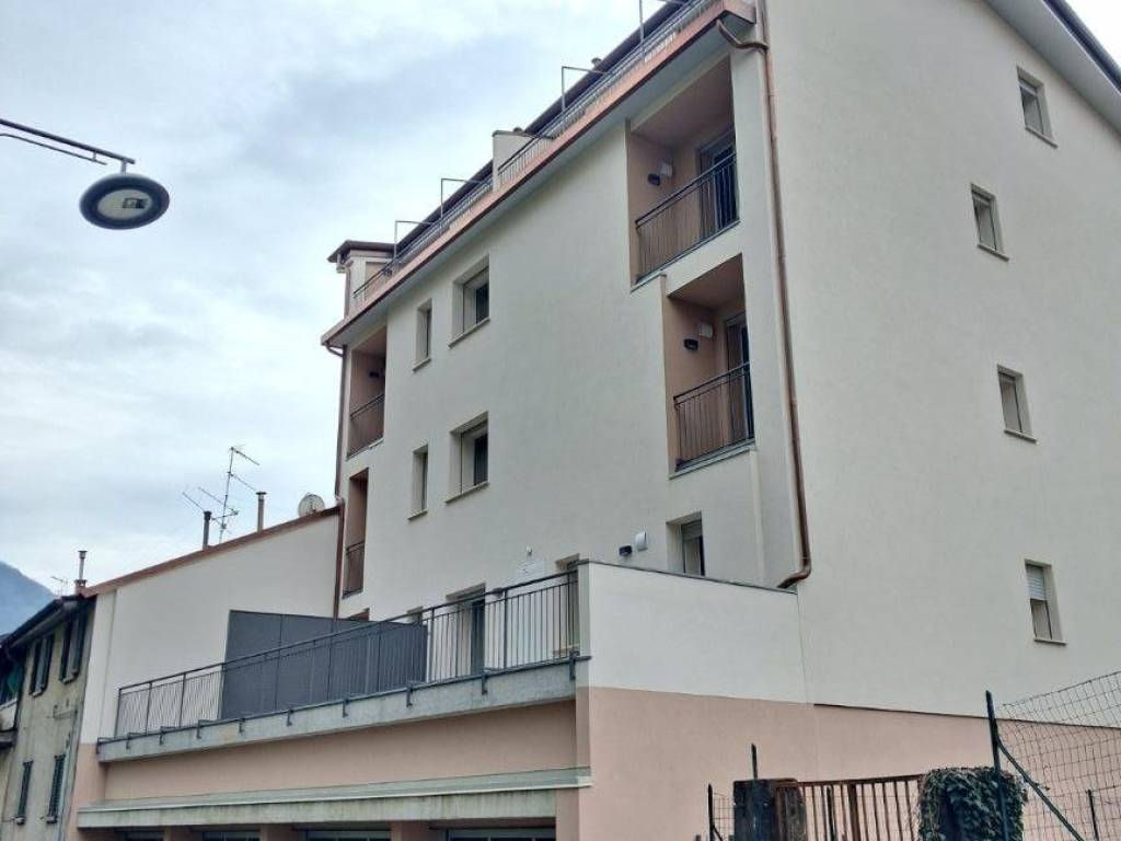 appartamento in vendita ad Albino