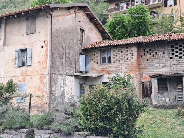 casa indipendente in vendita ad Albino