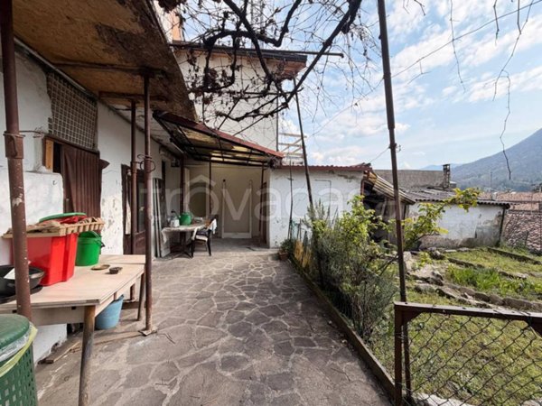 casa indipendente in vendita ad Albino