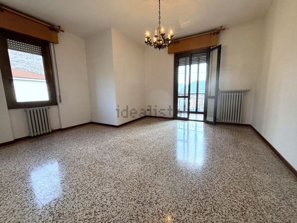 appartamento in vendita ad Albino