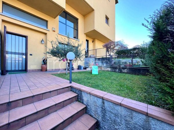 casa indipendente in vendita ad Albino